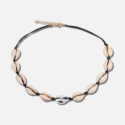 Halsband med facetterad svart hajtand
